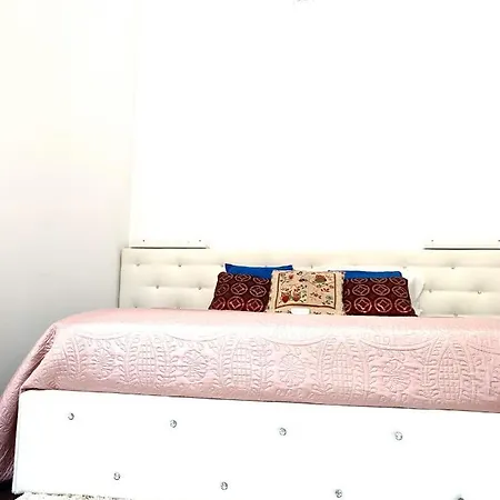 Lisbon Alameda 3 Gorgeous Bedrooms River View Flat アパート リスボン